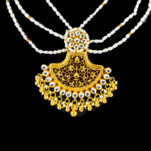 Thewa Kundan Pankhi Necklace earrings