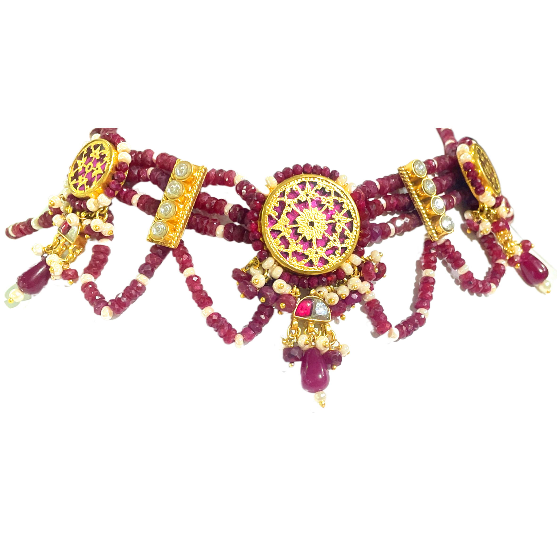 Round Necklace thewa decorated with ruby beads