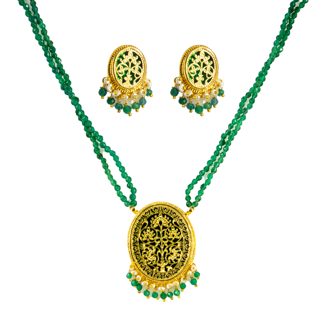Thewa Green Oval necklace set